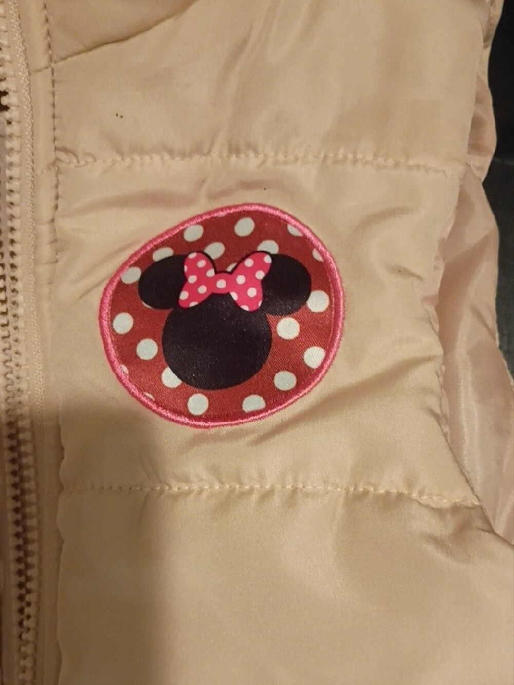 Disney 4T Minnie Mouse Puffer Vest - Picture 2 of 5